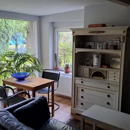 Apartmenthaus Mit Sauna Und Whirlpool Krefeld Exterior foto